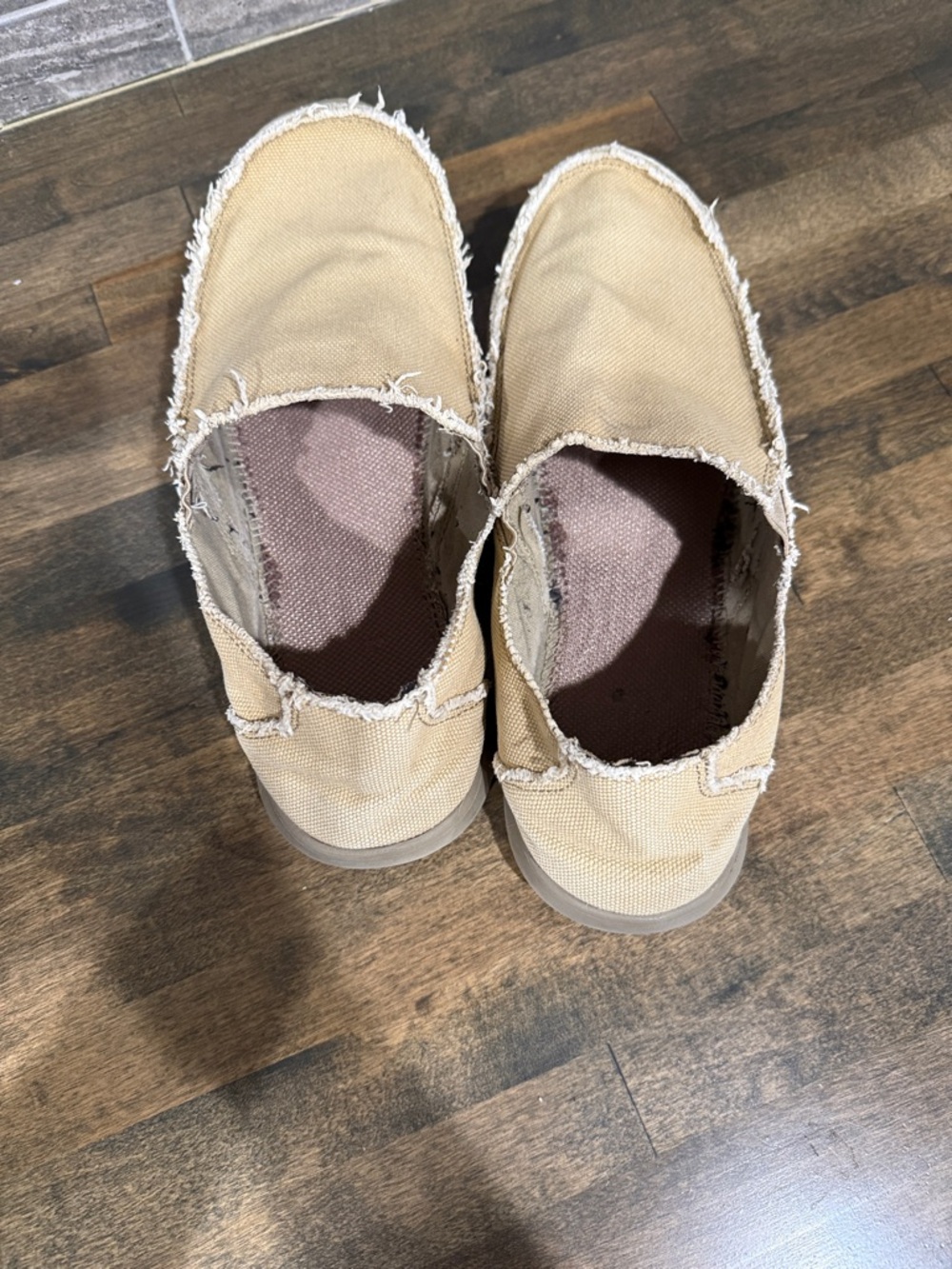 Crocs Santa Cruz Mens Loafers Tan Size 12 READ DESCRIOTION - Picture 5 of 11